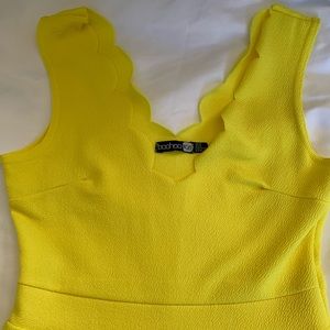 Yellow dress midi
